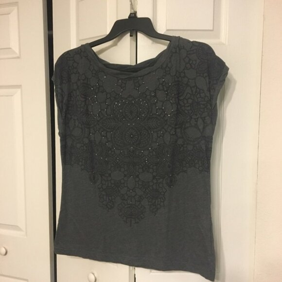 Tommy Hilfiger Lace Print Graphic T - Picture 1 of 3